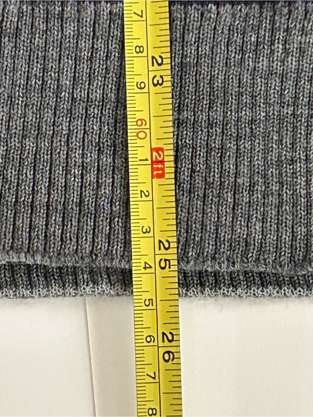 Vintage 90s 100% Wool Sweater with Metal Emblems on Sleeves - Size XL - Mens - Picture 10 of 12